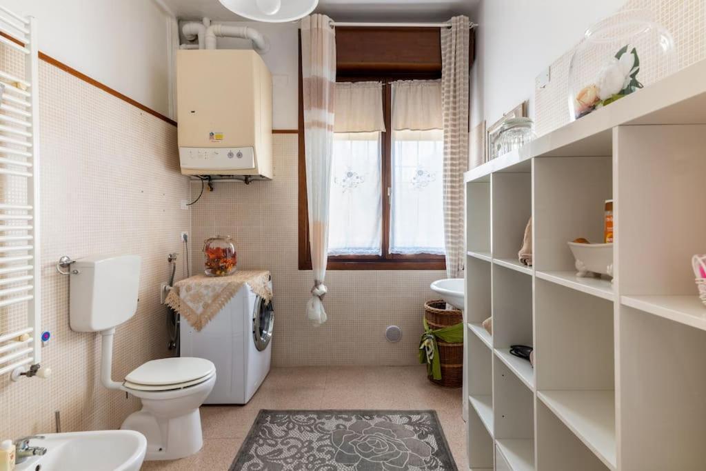 Апартаменты “Casa Moderna Con Parcheggio Privato” Имола Экстерьер фото